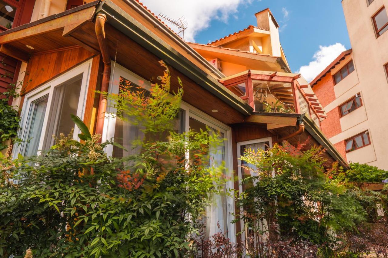 Apartamento Suítes Refúgio Do Vale Gramado